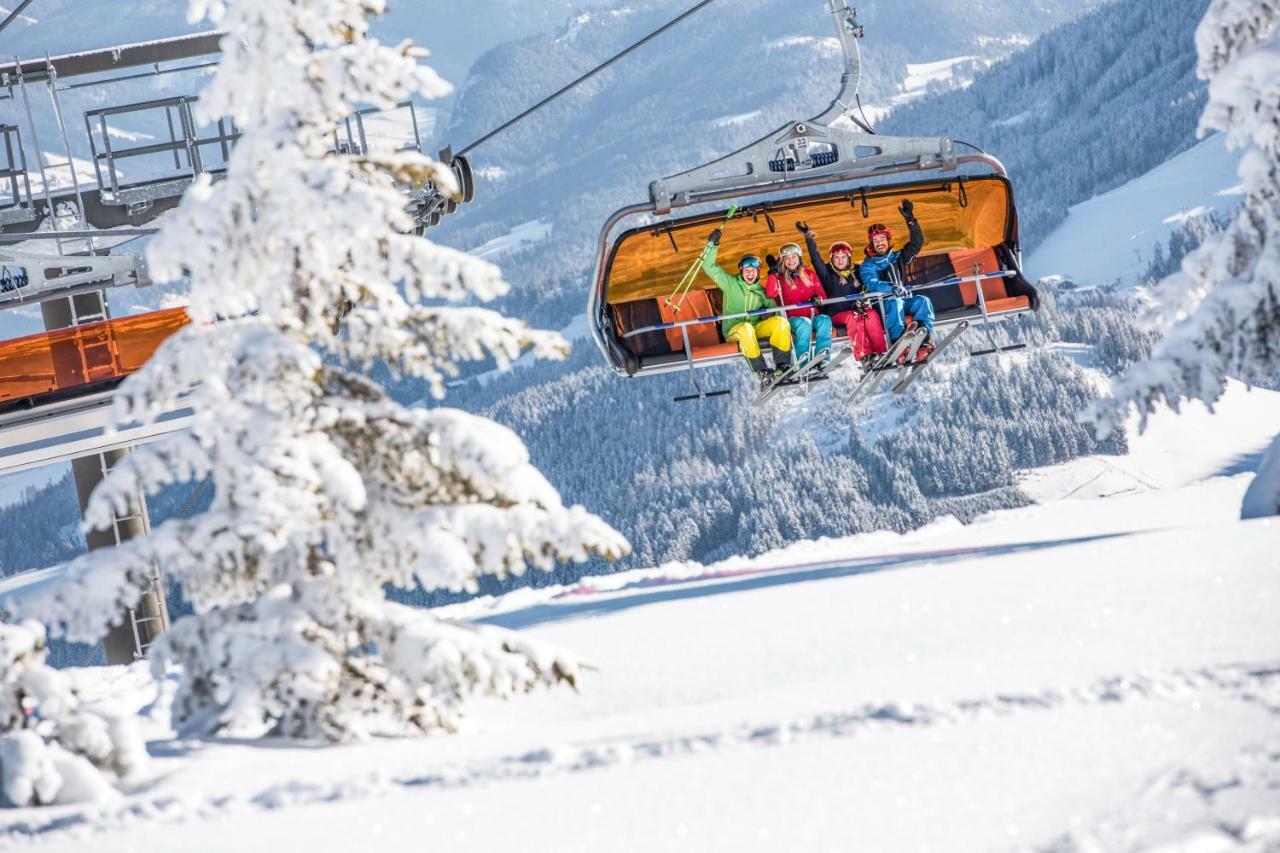 Haus Alpenheim Hotell Flachau Exteriör bild